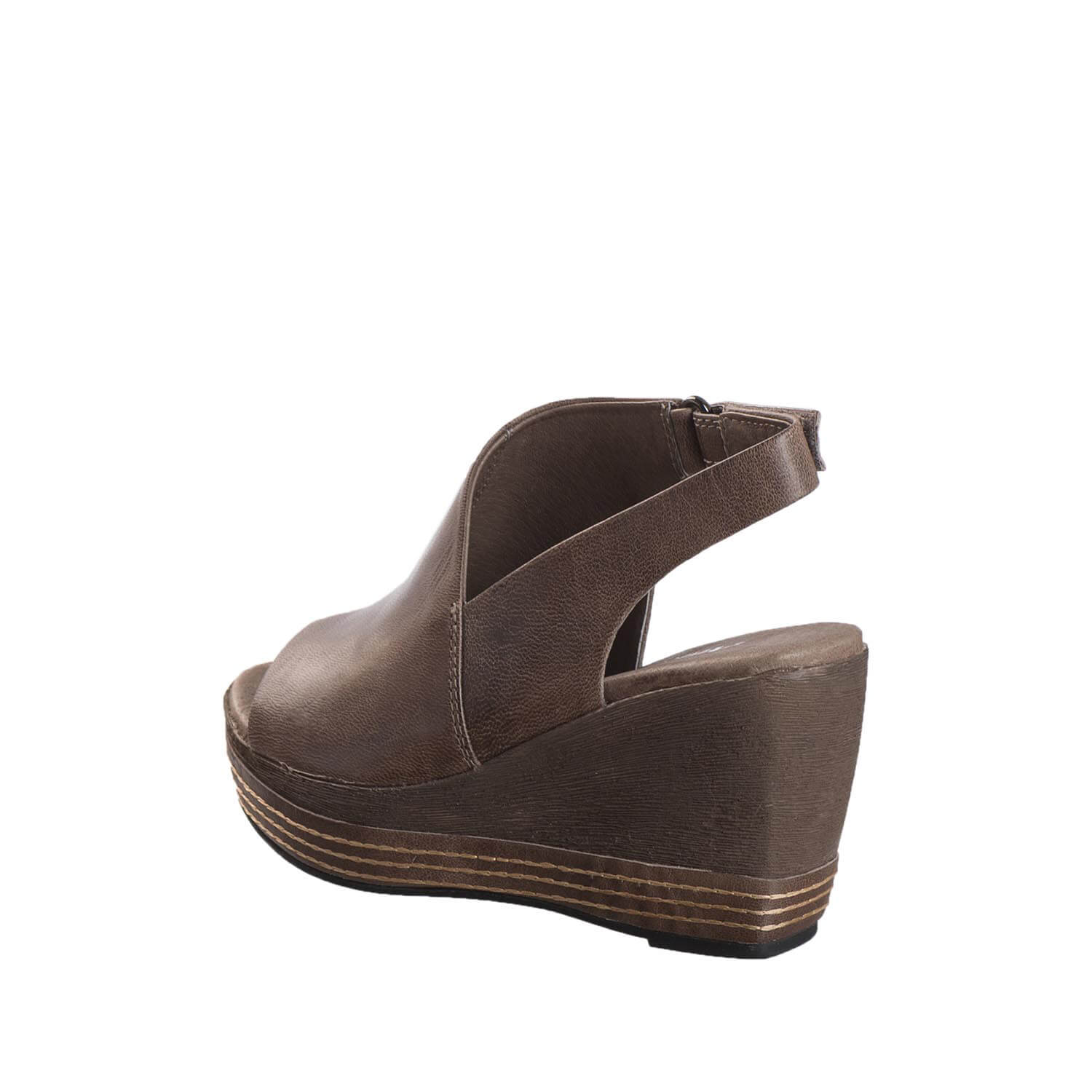 646 Geri Grey