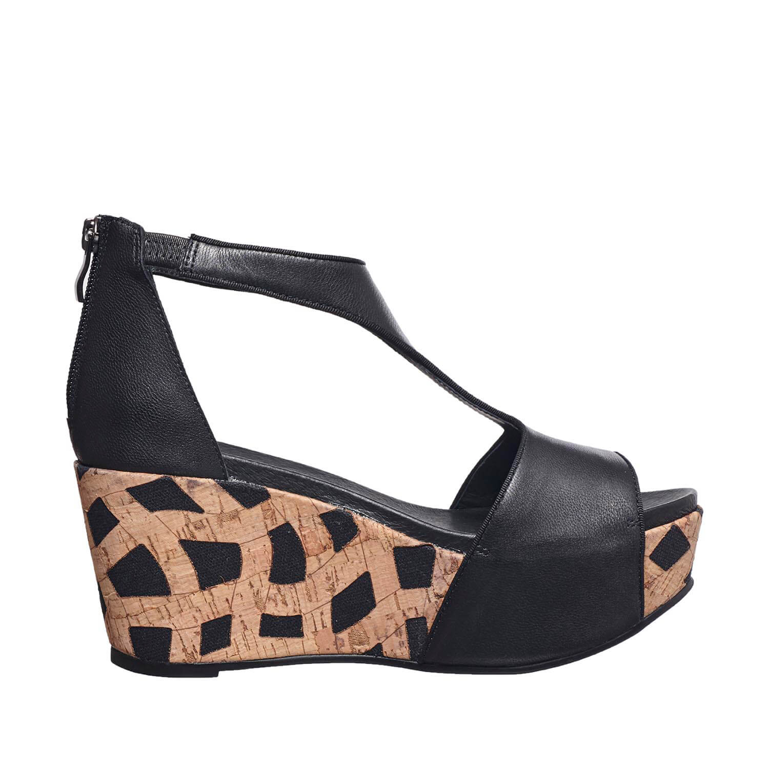 829 Katrina Black
