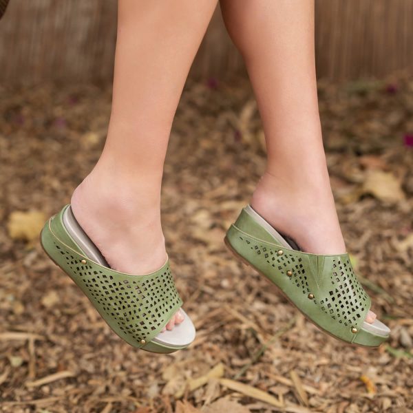 Green C08 Hansa Women's Low Wedge Sandals