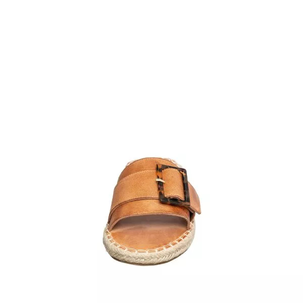 Tan