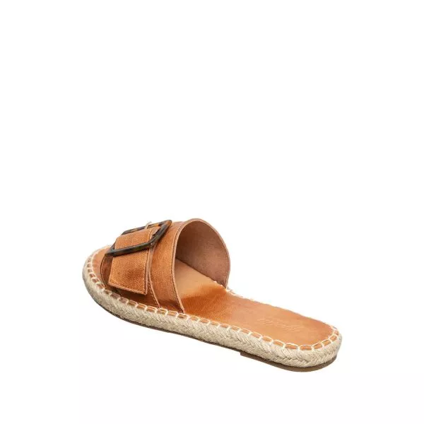Tan