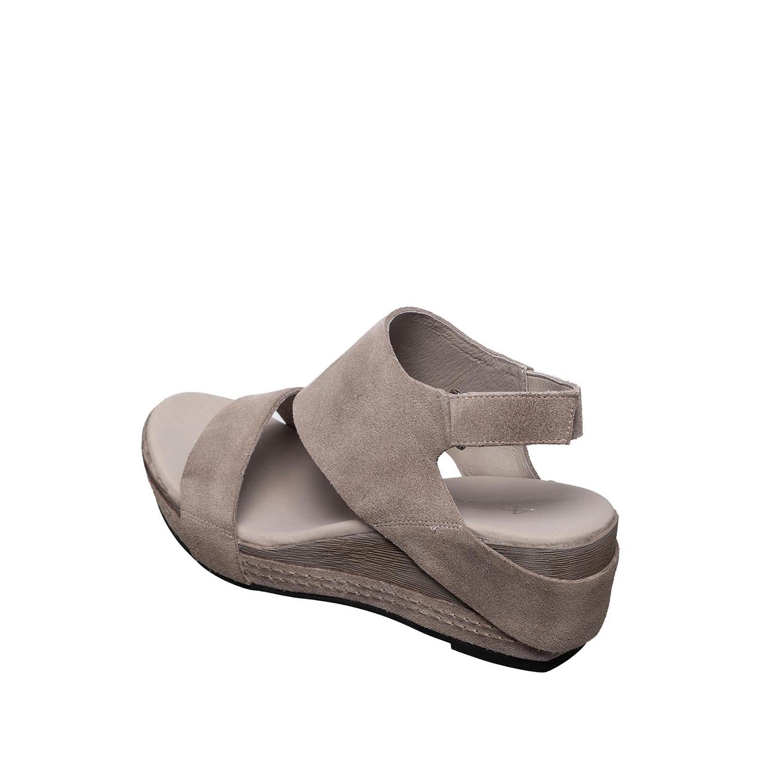 D50 Dotty Light Grey