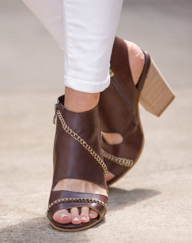 ayalla Shoes on "Fashionomics" Debby 3 dc1b898b afa2 4732 9dc0