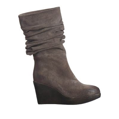 most comfortable wedge booties