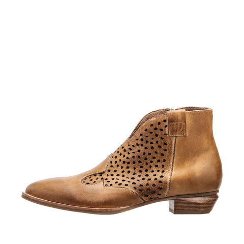 Latest Designs of Women's Wide Fit Boots Comfortable wide fit boots