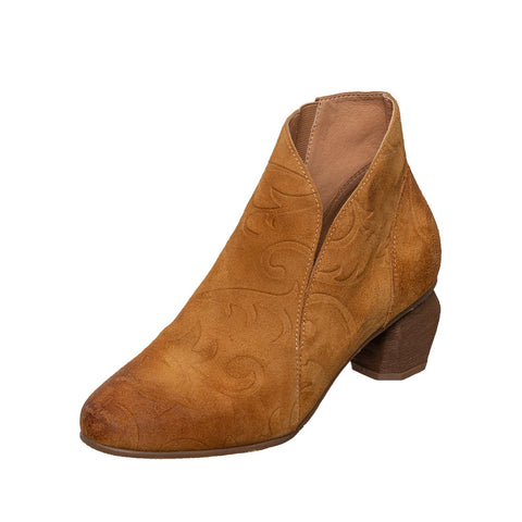 Great Variety Of V Cut Boots For Women of All Ages low cut ankle boots