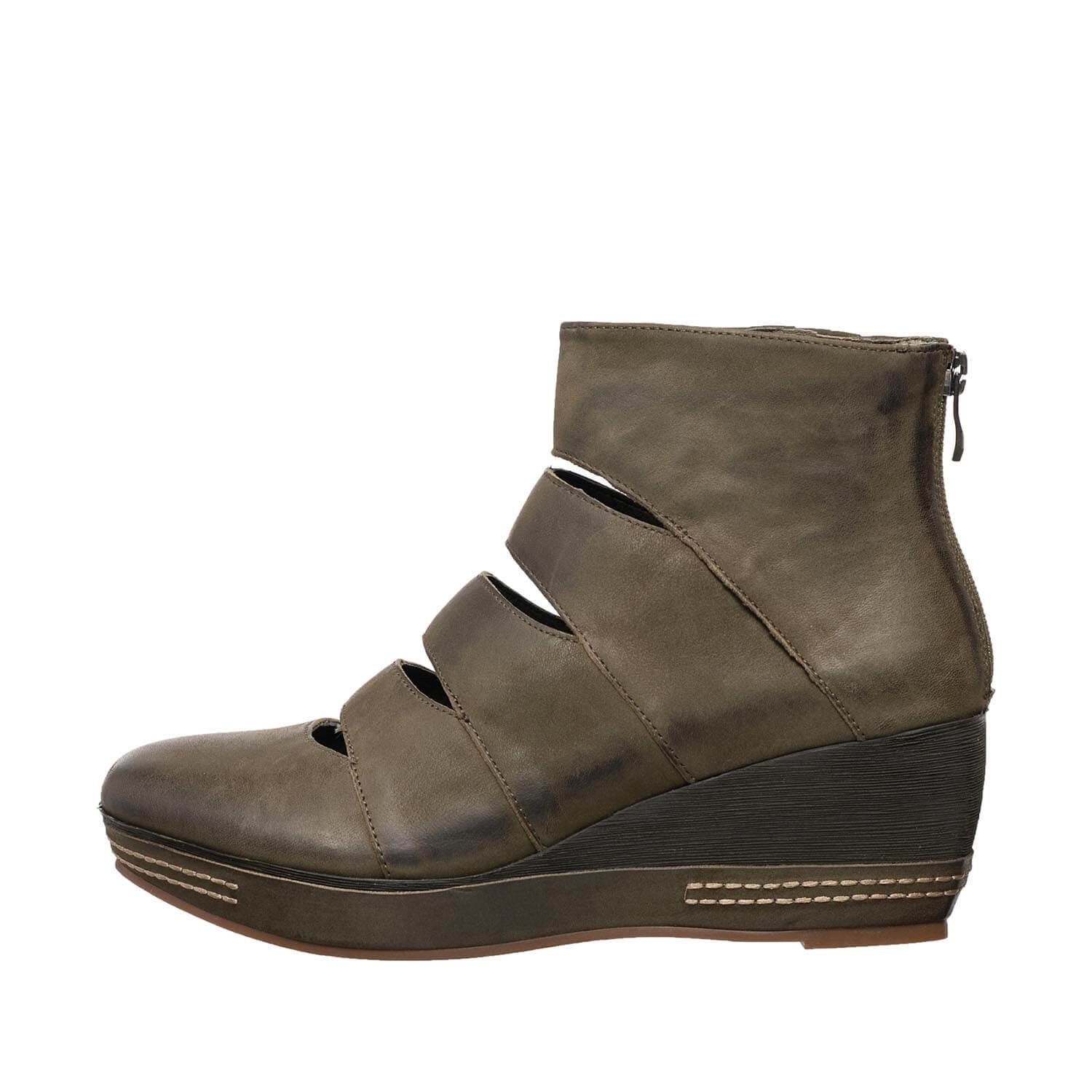 platform zipper boots