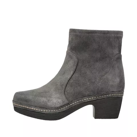 spring ankle booties