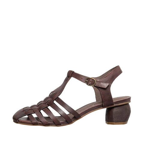 Spring Low Heel Shoes for Women of All Ages Spring low heel shoes with straps