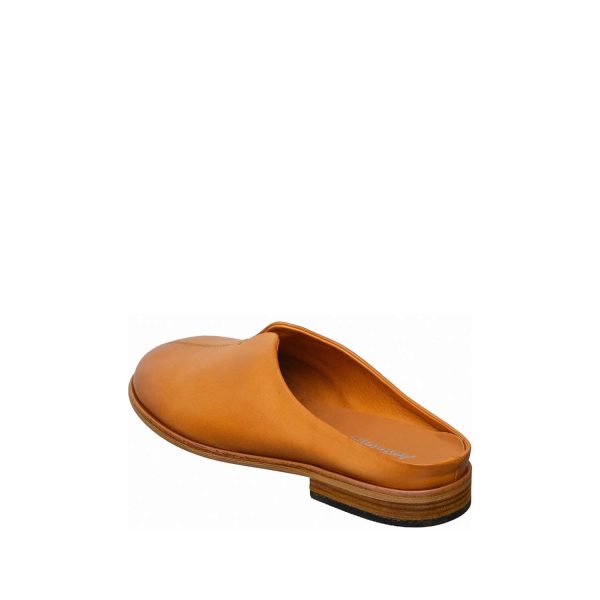 Tan
