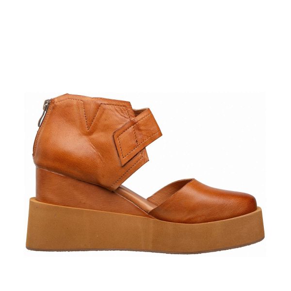 Tan