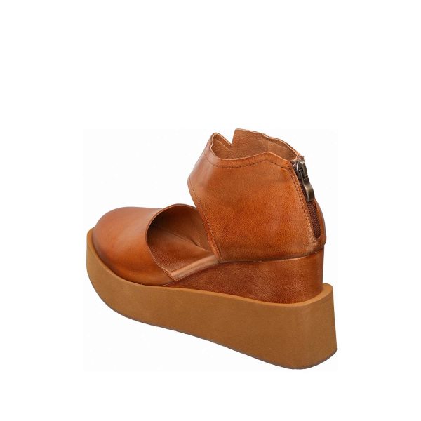 Tan